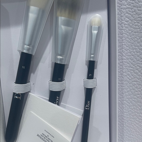 Dior Black and White Brush Set - Picture 3 of 3